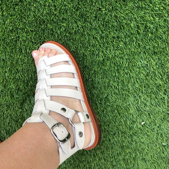 Frye sandals - Picture 3 of 5